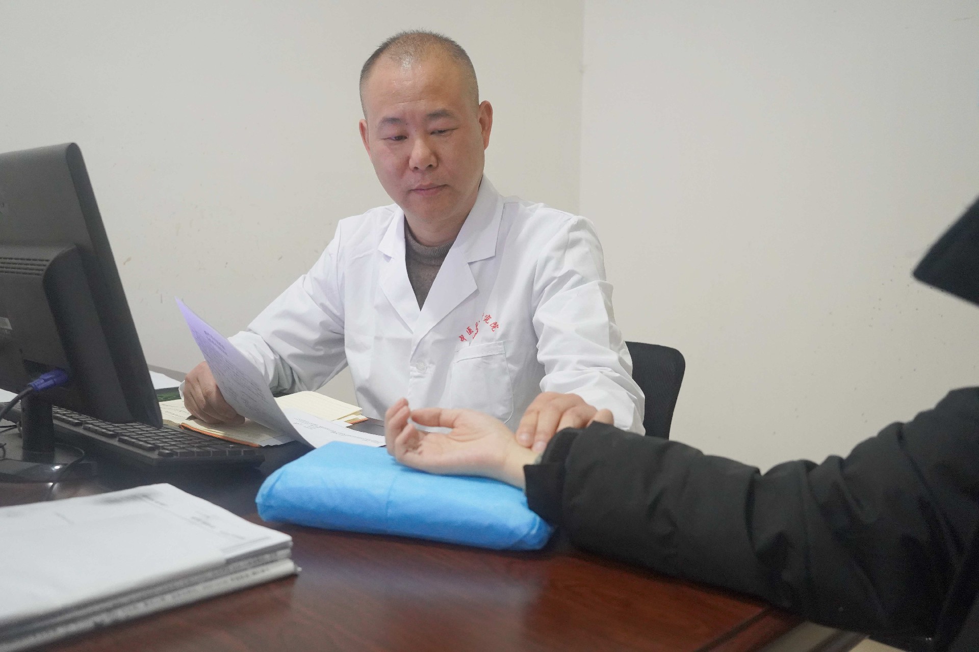 成都海大中医肿瘤医院罗程主任